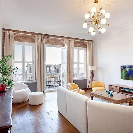Berin By Oval Apartment *